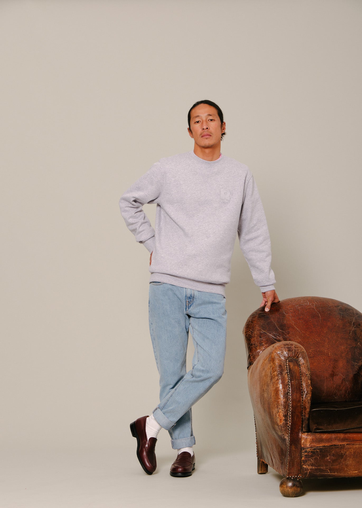 Le pull Gris