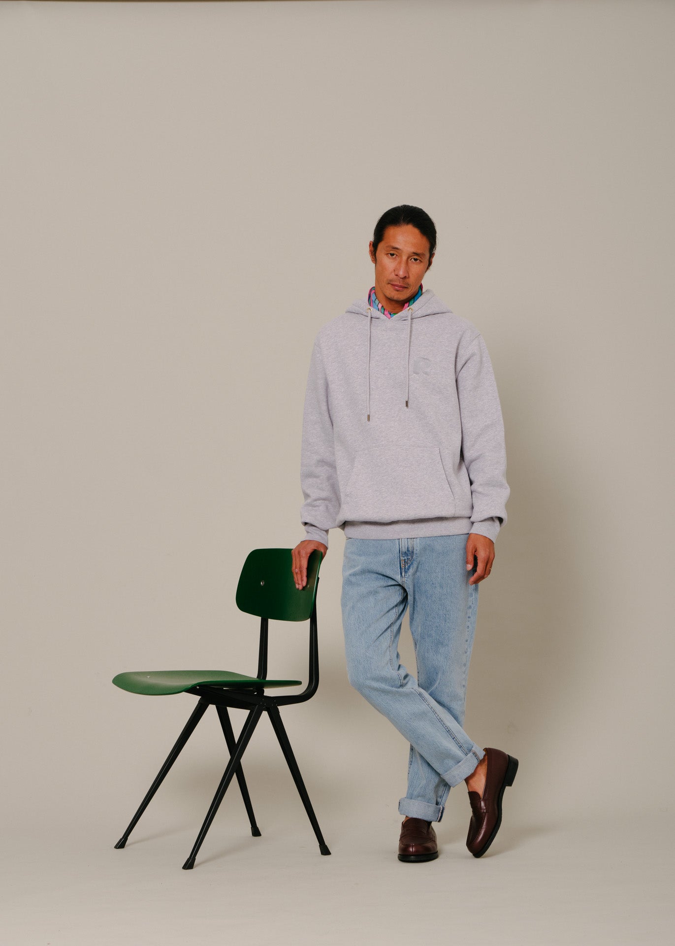 Le sweat Gris